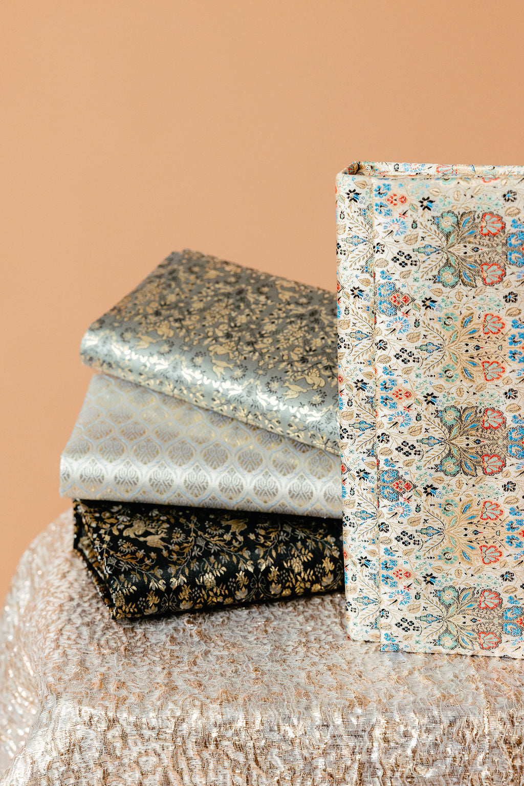 Damascena Clutch